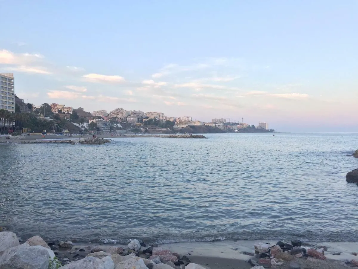 公寓 Apartment, 2 Bedrooms, On The Beach, With Pool, Sea Views And Garden -- All Included, Parking & Wifi 贝纳尔马德纳